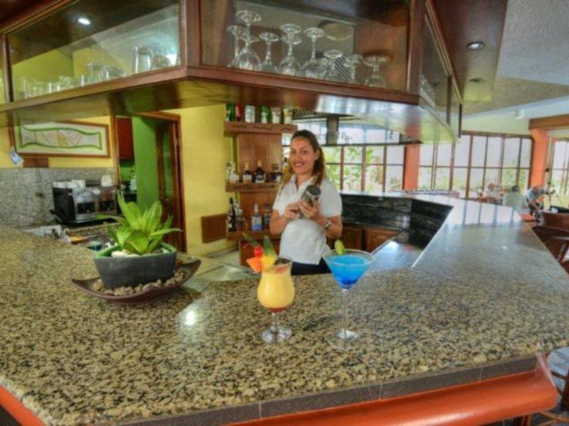 Acuarium Suite Resort La Viva Exterior photo